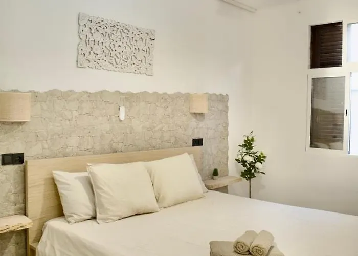 아파트 Modern Flat 6 Pax Canteras